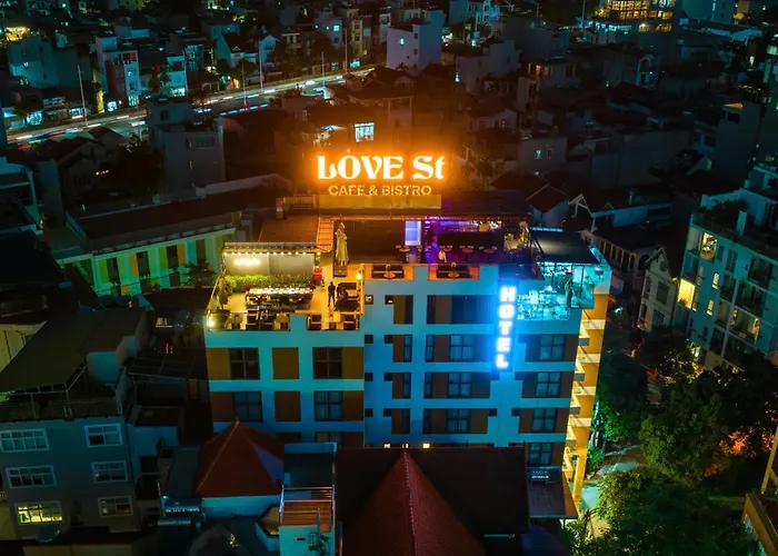 Love St - Hanoi Hotel